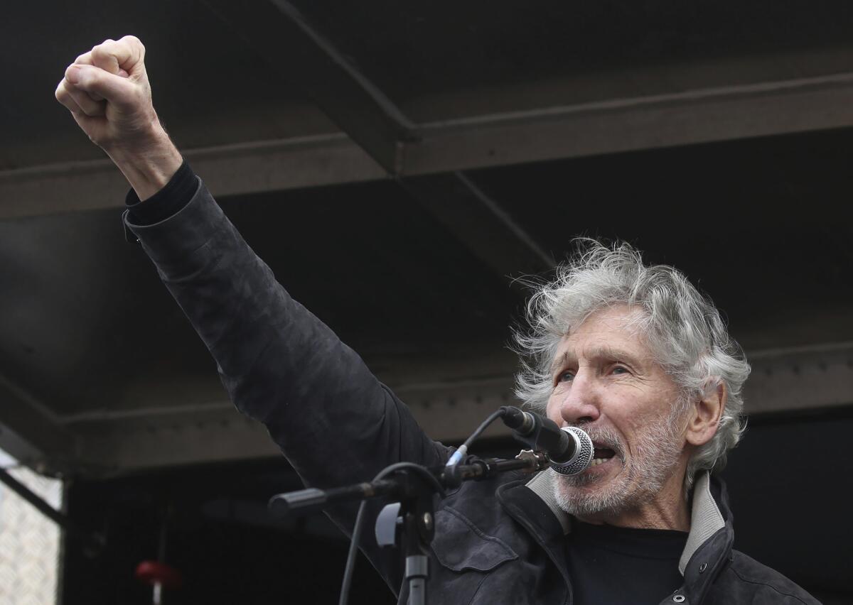 Roger Waters será demitido da BMG
