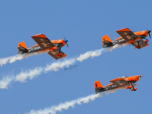 Show aéreo da Esquadrilha Fox celebra o centenário de Criciúma no Parque das Nações