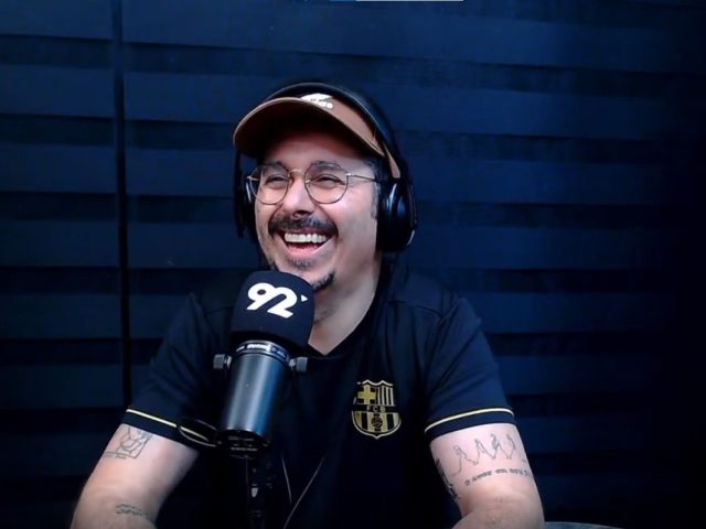 Entre a sala de aula e o palco: Shakira narra o caos da educação com humor