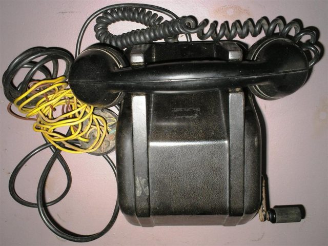 Centenário – Capítulo 76: Telefone